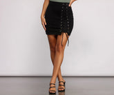 Lovin‘ The Look – Minirock mit Schnürung